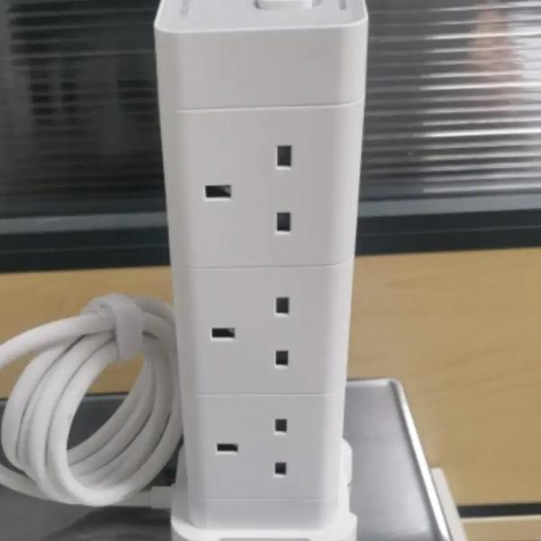 Tankara Heavy-Duty Power Strip 2500W Ghana – 8–12 Socket Extension Board with USB-C & USB UK Plug