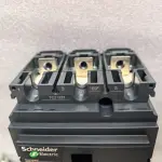 250A Schneider 4-Pole Circuit Breaker – Heavy Duty AC Protection Ghana (175A–250A Available)