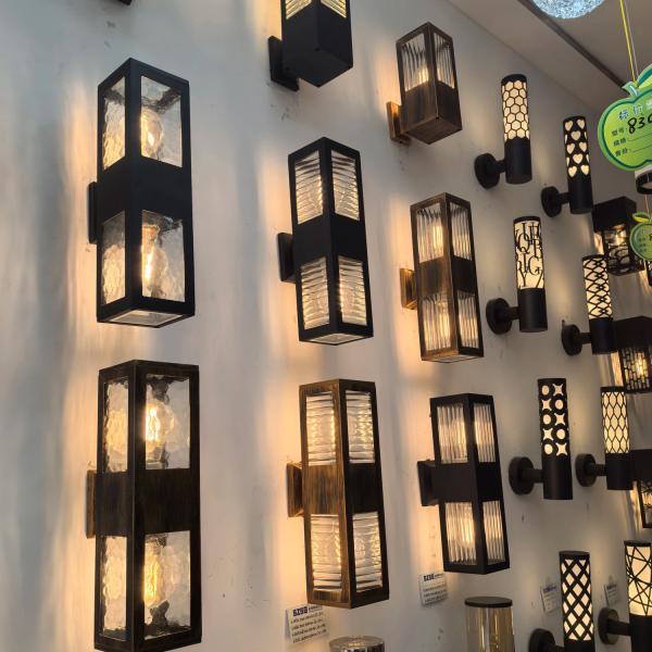 Waterproof Outdoor Garden Wall Lantern – Aluminium Wall Light Ghana