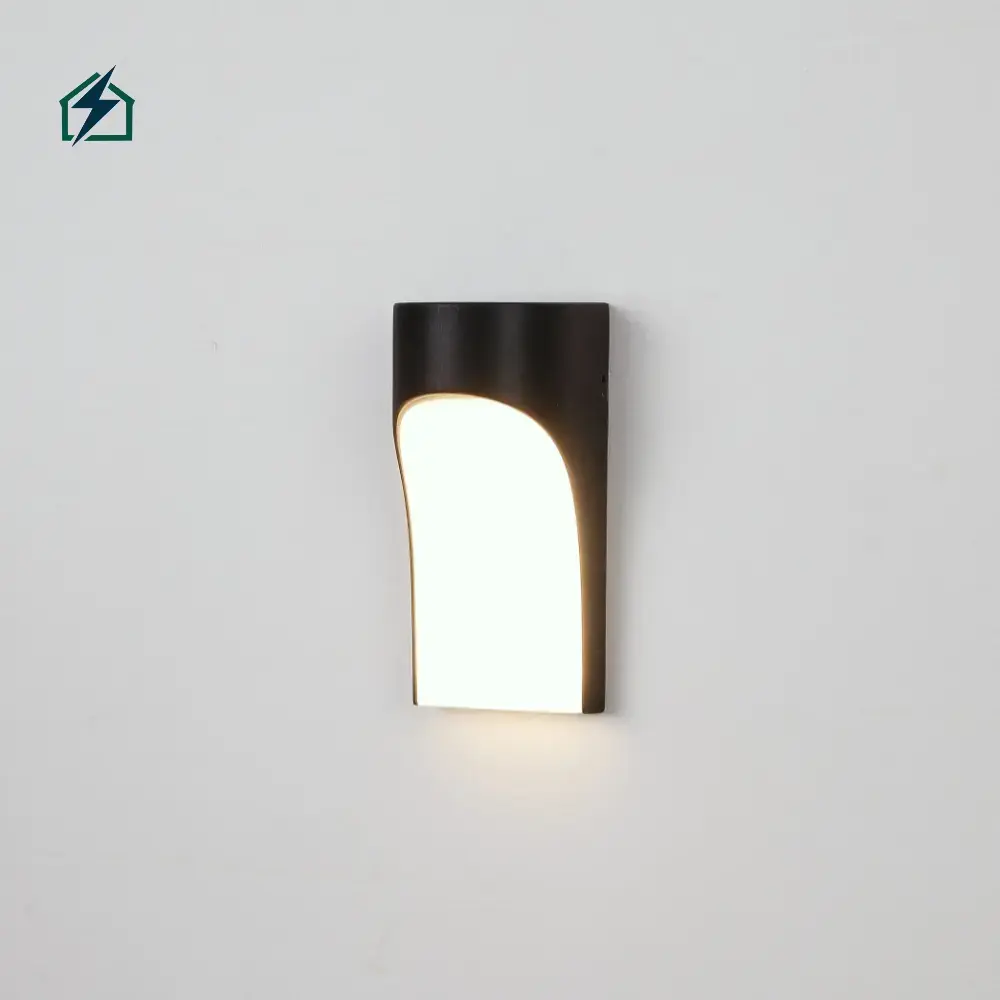 Modern Square LED Waterproof Wall Light – Outdoor Security & Decorative Wall Lamp for Ghana Durable Aluminum Housing