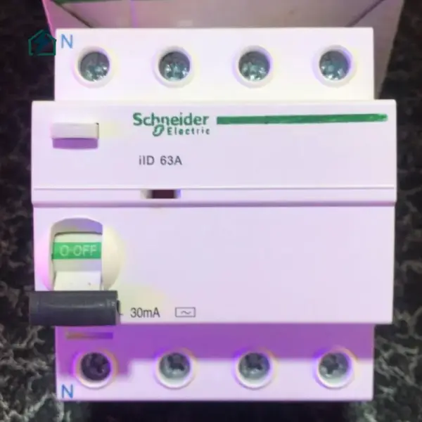 Schneider 4 Pole Circuit Breaker – Heavy Duty 3 Phase Power Protection for Industrial & Commercial Use in Ghana